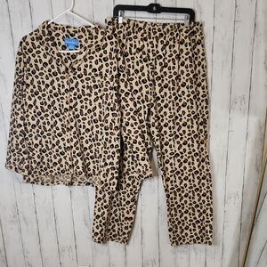 🥳Leisureland Flannel Leopard Print Women's Pants &  Top Set Size 3X